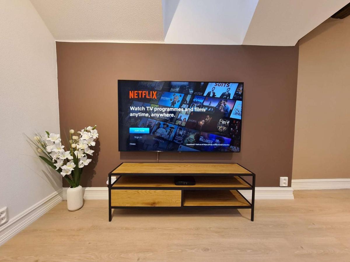 Leilighet Charming Penthouse Near Center, 2-br, King Bed, Stavanger