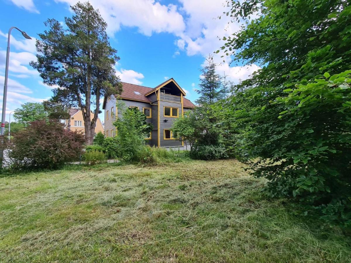 Charming Penthouse Near Center, 2-br, King Bed, *
