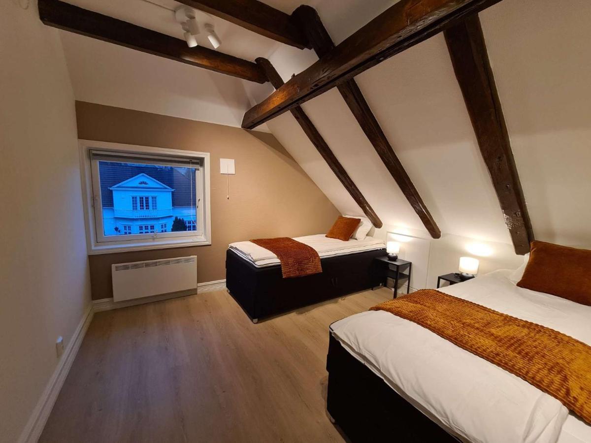 Leilighet Charming Penthouse Near Center, 2-br, King Bed, Stavanger